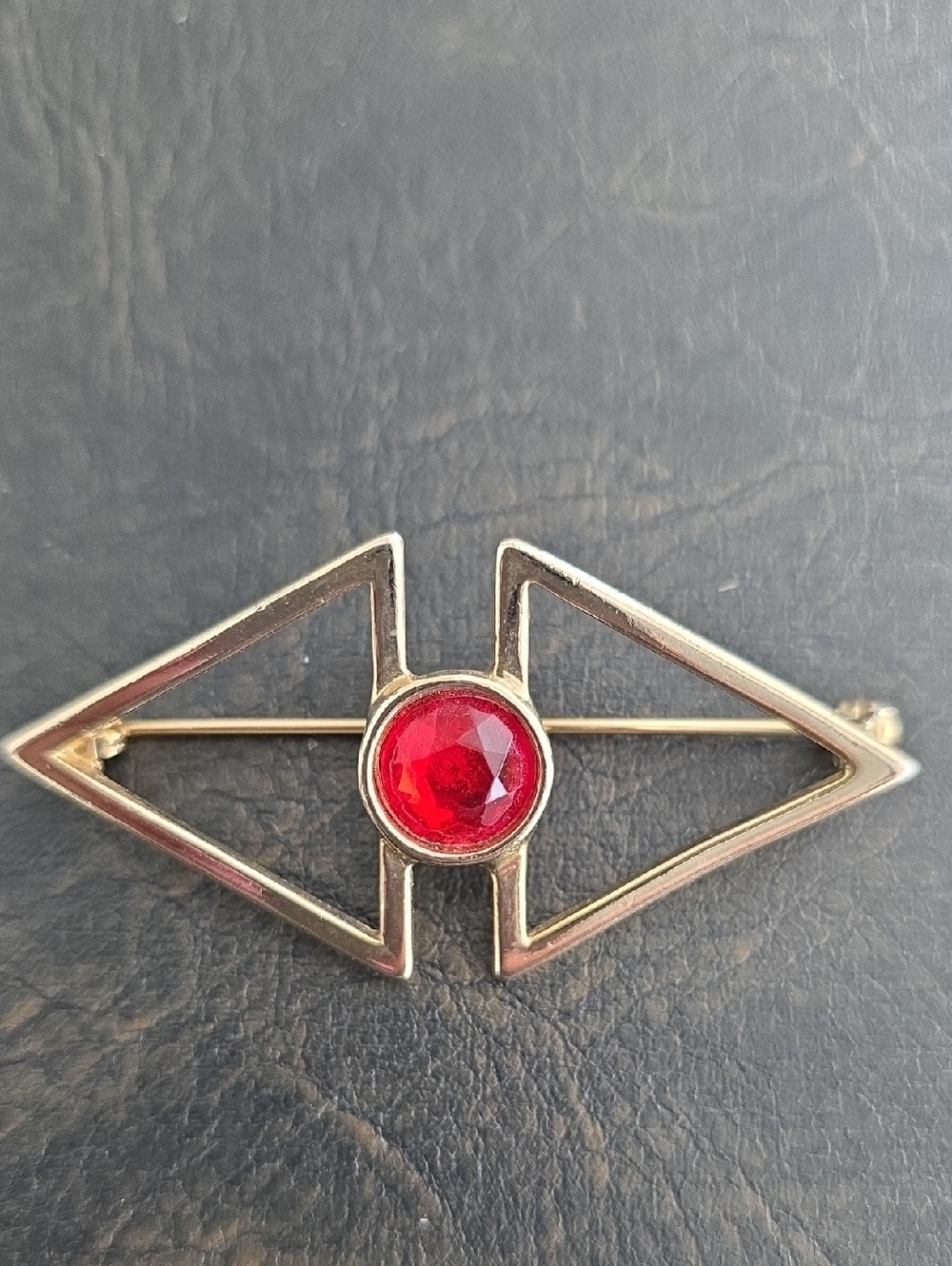 Vintage Art Deco MCM Geometric Gold-Tone Round Red Stone Center Brooch